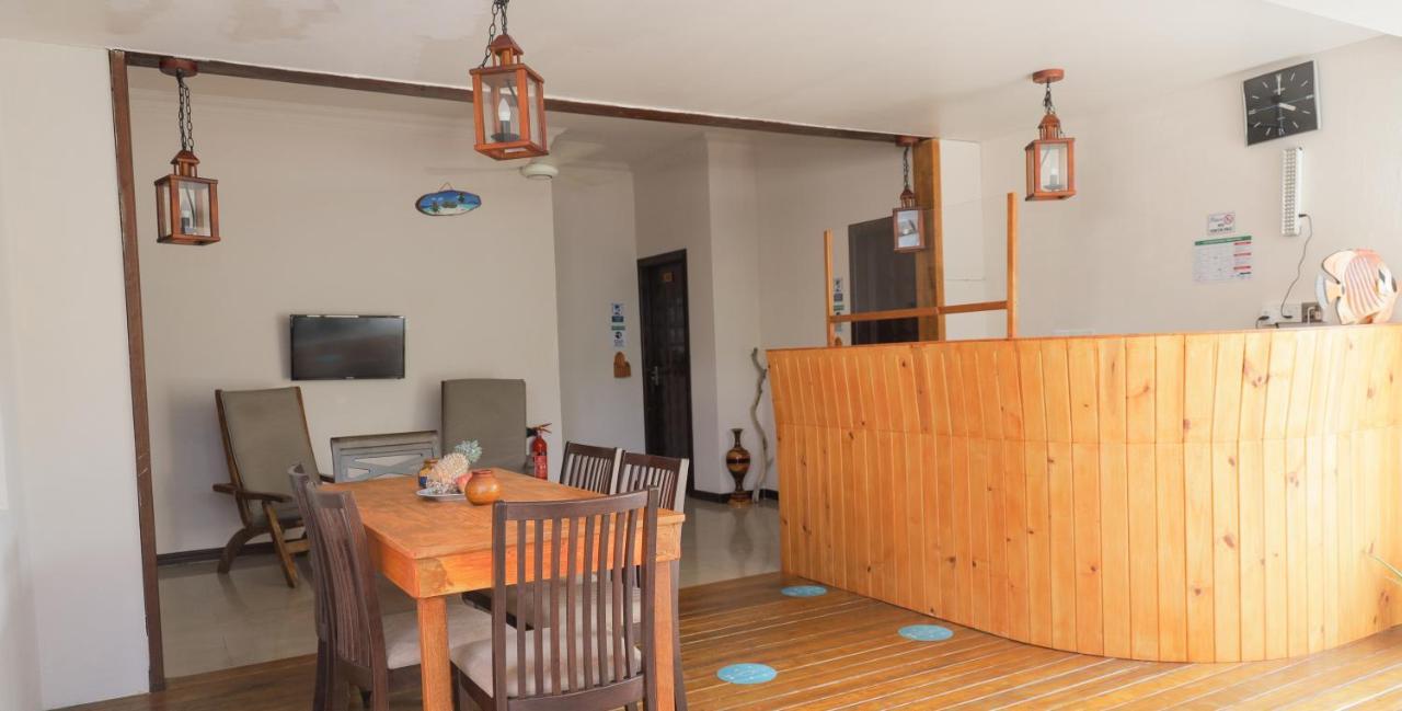 Orimas Retreat Hotel Тулусдоо Екстериор снимка