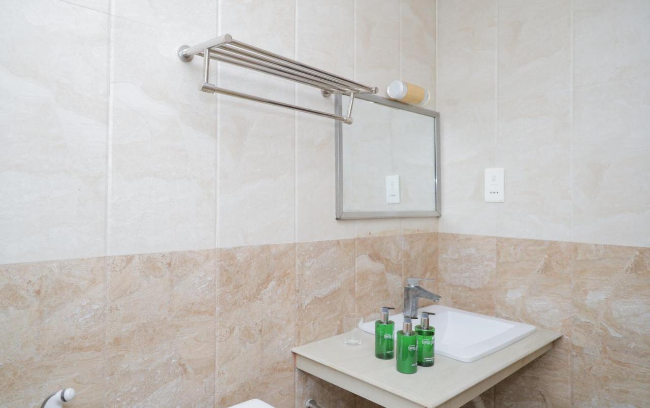 Orimas Retreat Hotel Тулусдоо Екстериор снимка