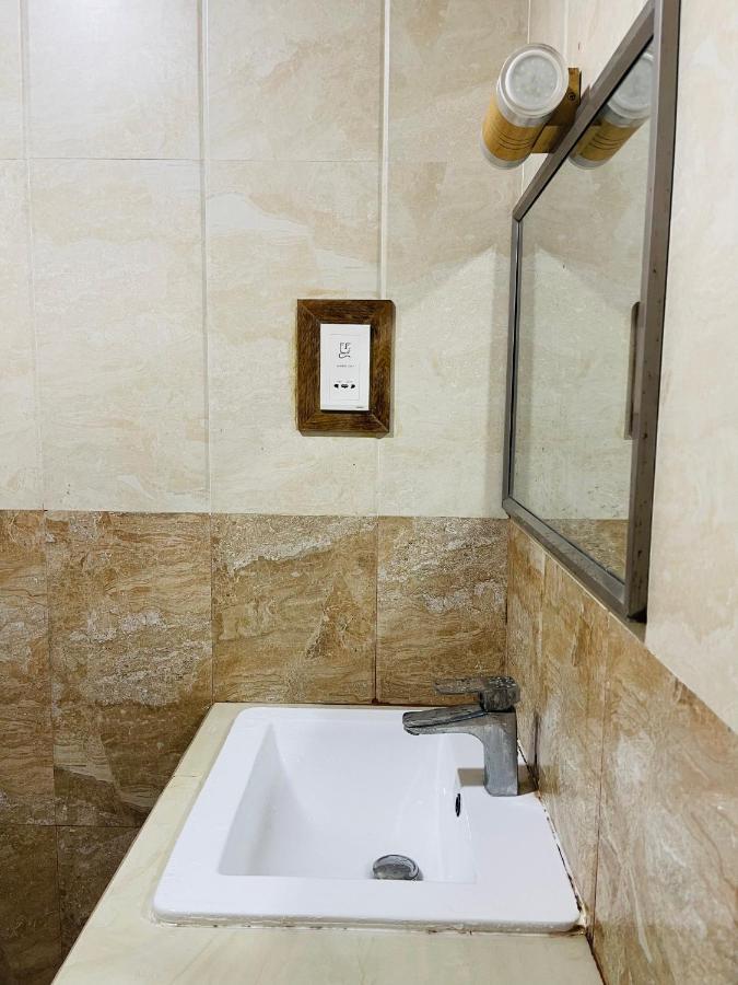 Orimas Retreat Hotel Тулусдоо Екстериор снимка