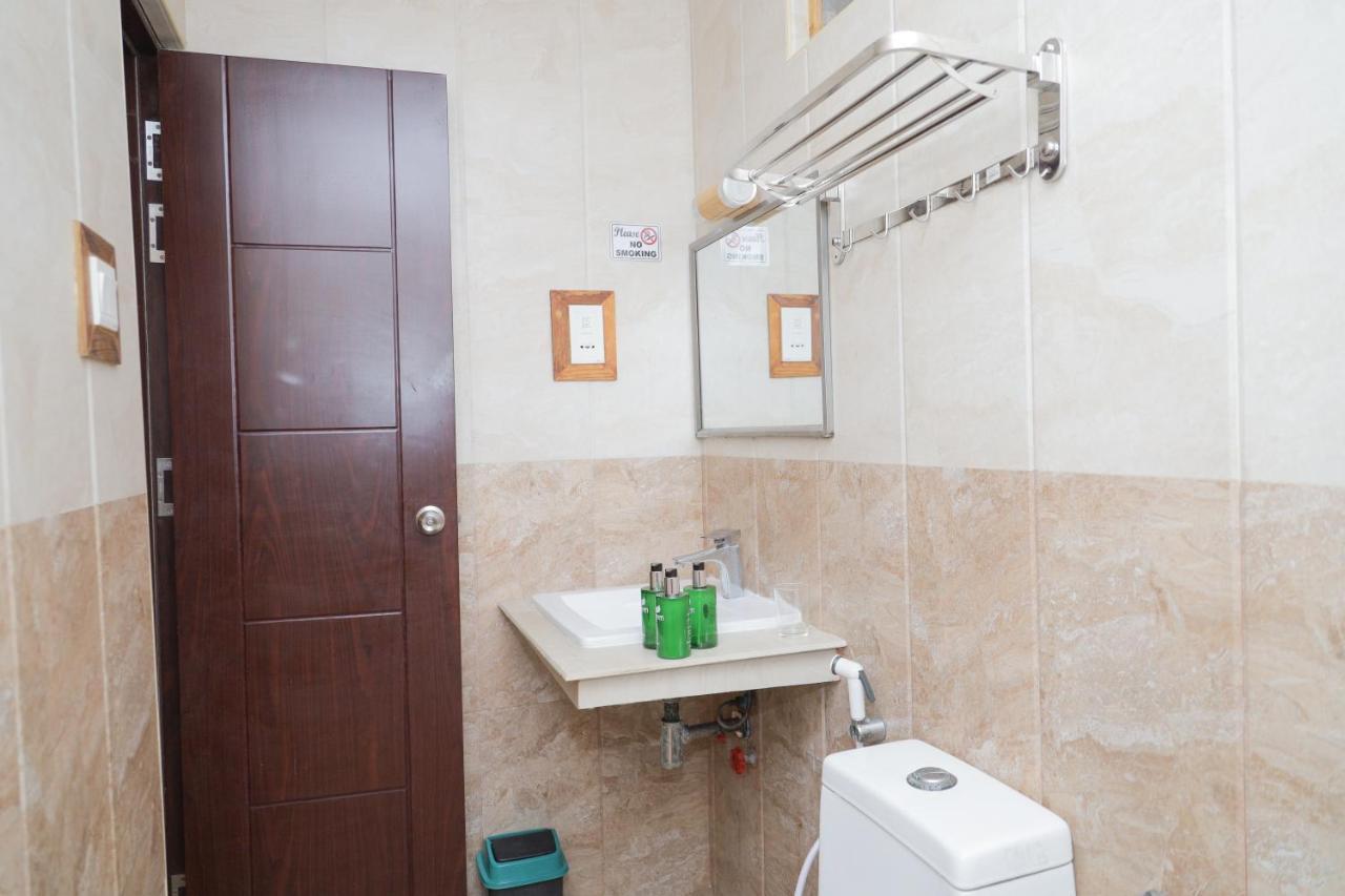 Orimas Retreat Hotel Тулусдоо Екстериор снимка
